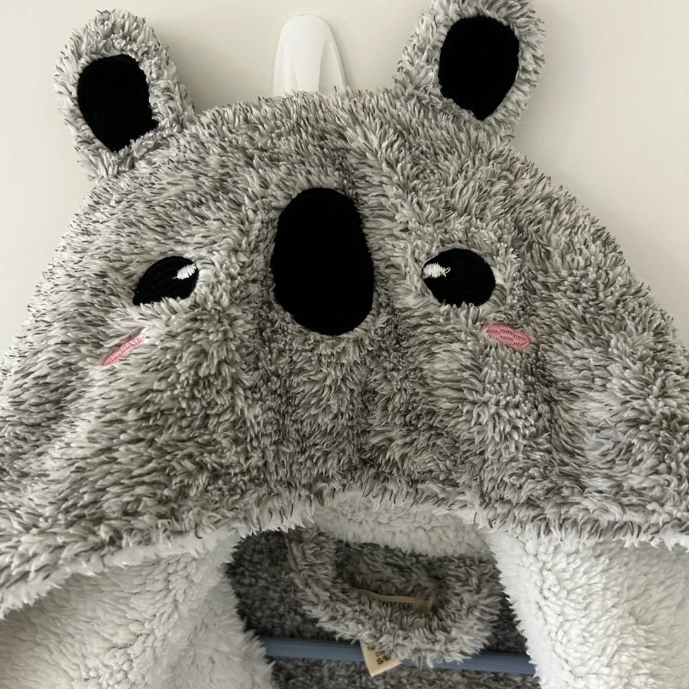 Cozy Gray Koala Robe - Picture 4 of 5